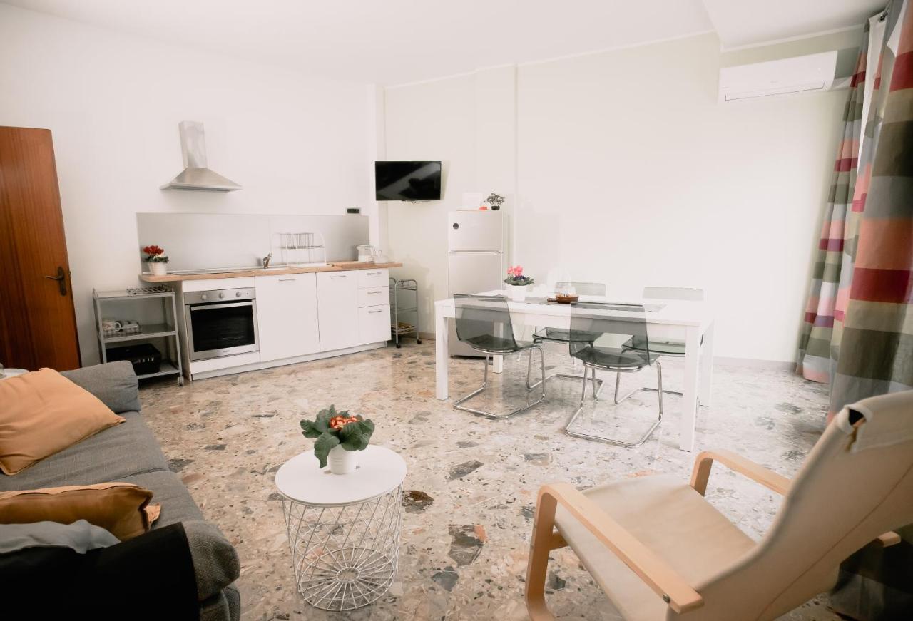 La Casa Di Adua Bed & Breakfast Porto Sant'Elpidio Bagian luar foto